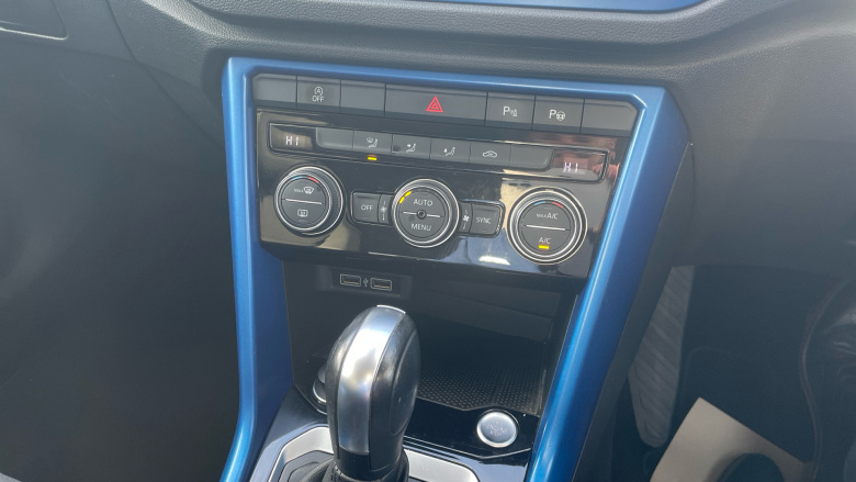 Volkswagen T-Roc 1.5 TSI EVO Design 5dr DSG Petrol Hatchback